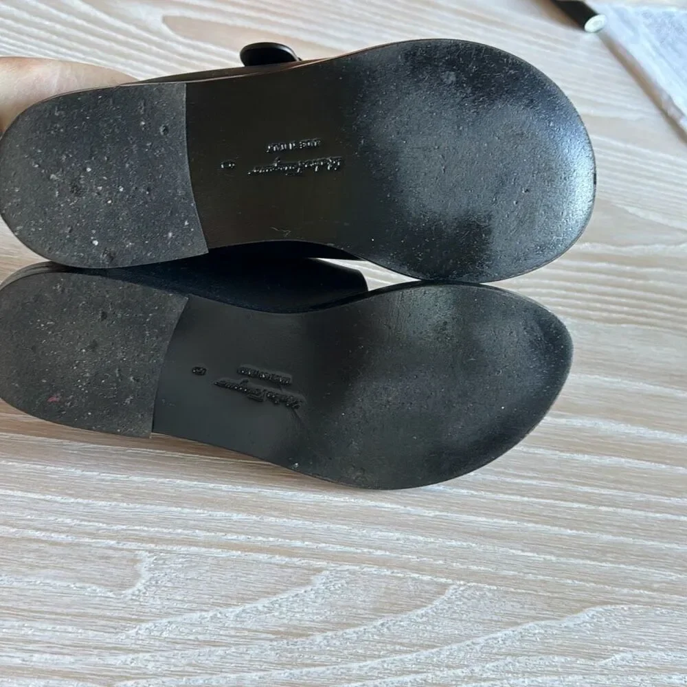 Salvatore Ferragamo Cassie Flat Gancio Slide Sandals size 6